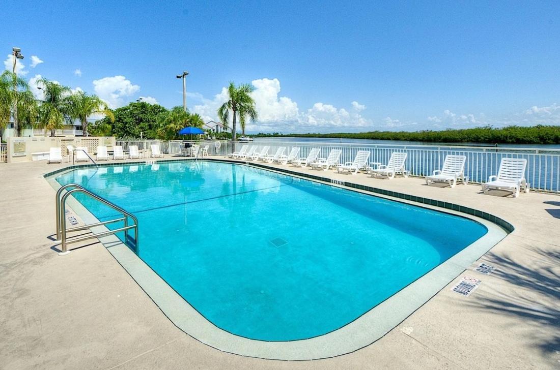 Sunsetview Studio116 Beach Steps Away Pool Wifi Apartment Ruskin Exterior photo